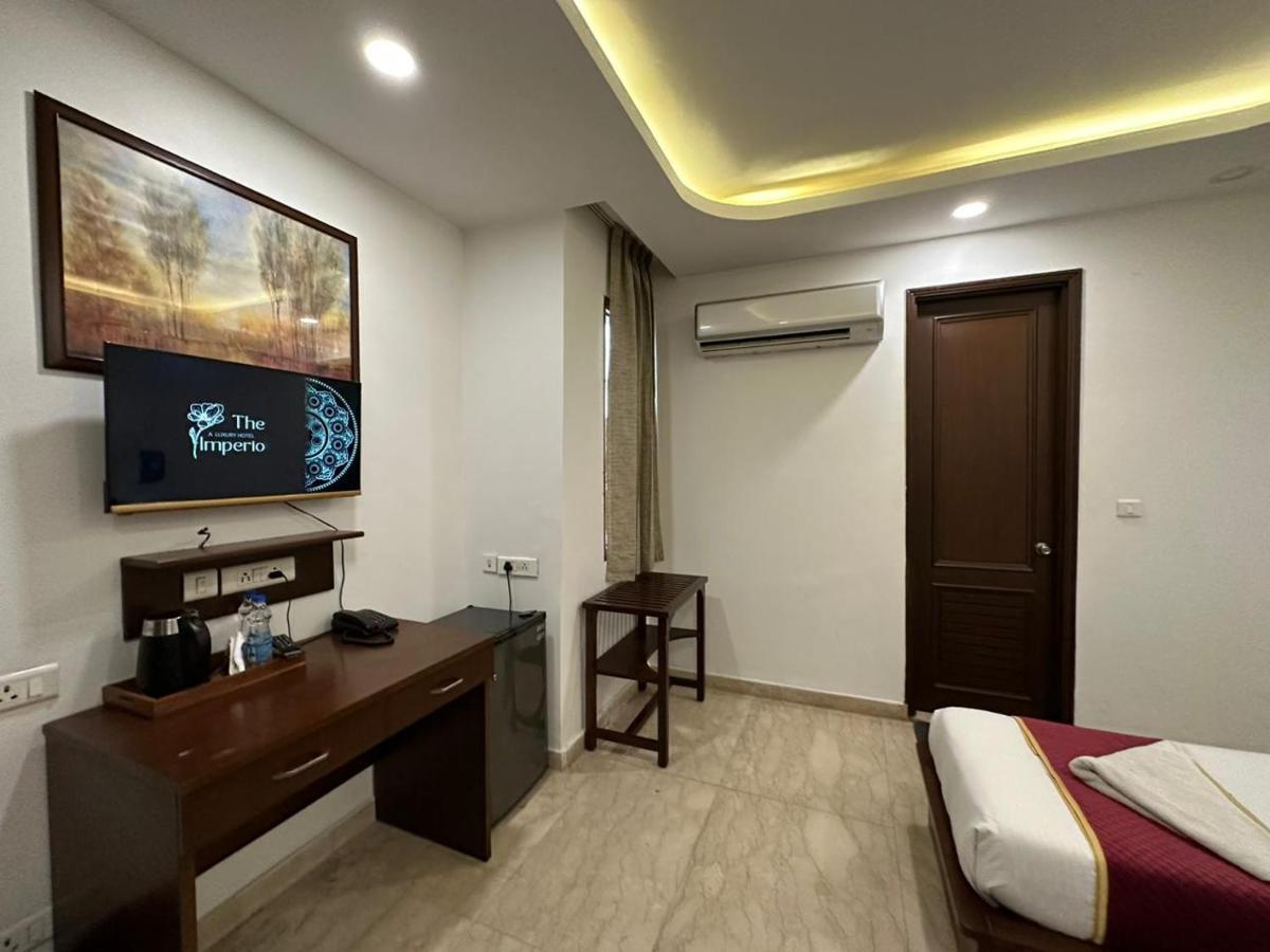 Hotel The Imperio Νέο Δελχί Εξωτερικό φωτογραφία