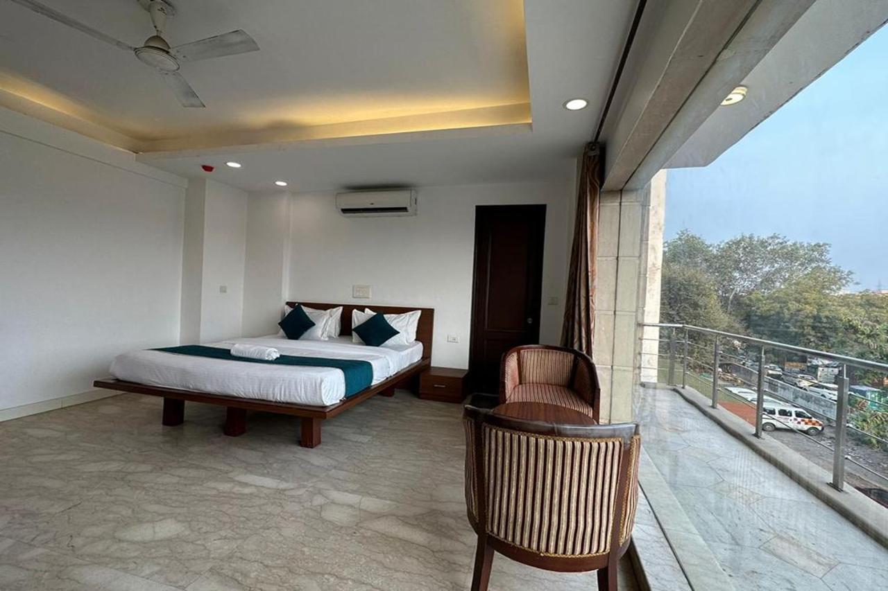 Hotel The Imperio Νέο Δελχί Εξωτερικό φωτογραφία